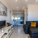 Sea View T1 Apartment - Free Wifi - Swimming Pool